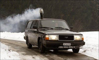 wood-burning-stove-in-car-00.jpg