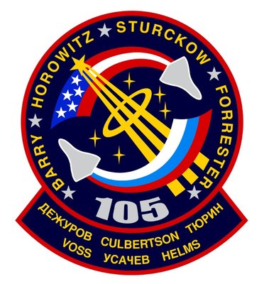 sts105-s-001.jpg